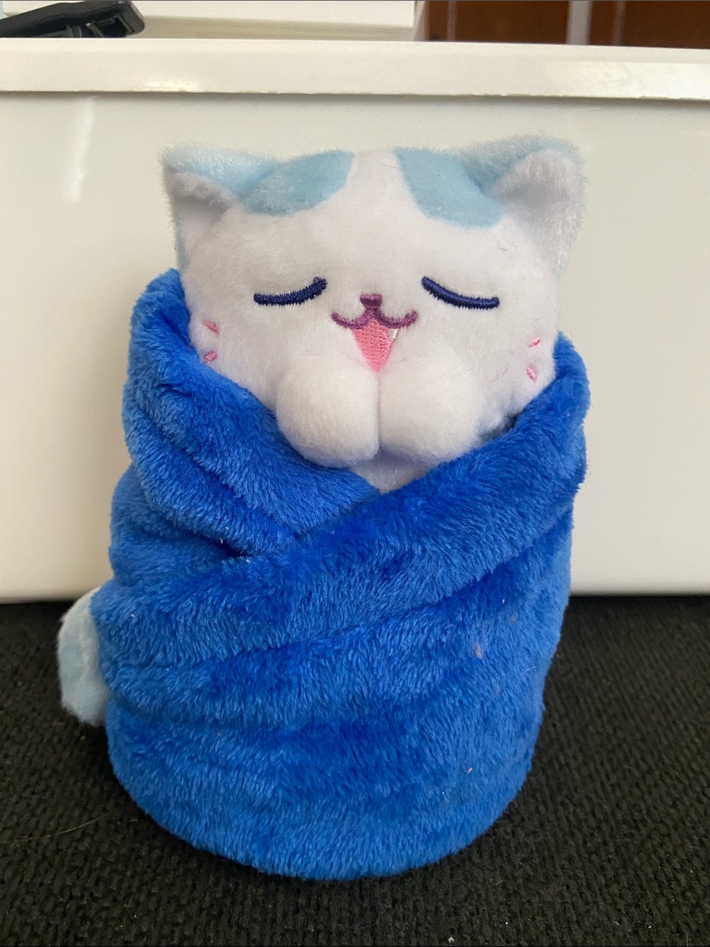 Uncute Purrito snow cone blue cat kitten burrito plush NWOT